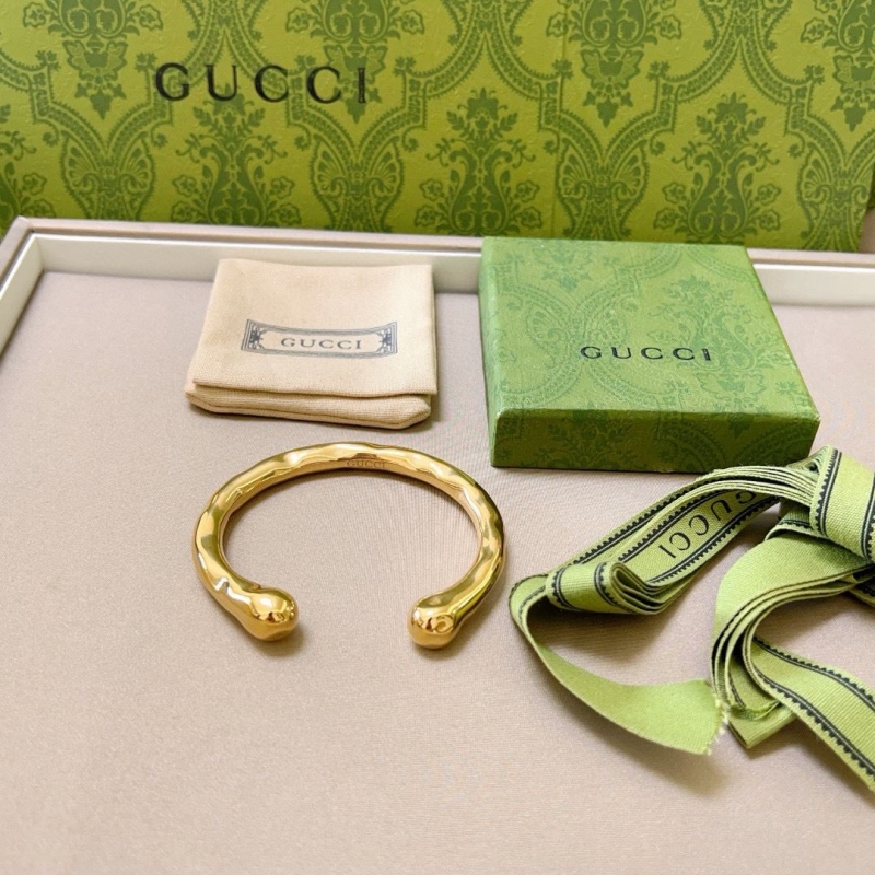 Gvc*1 bracelets